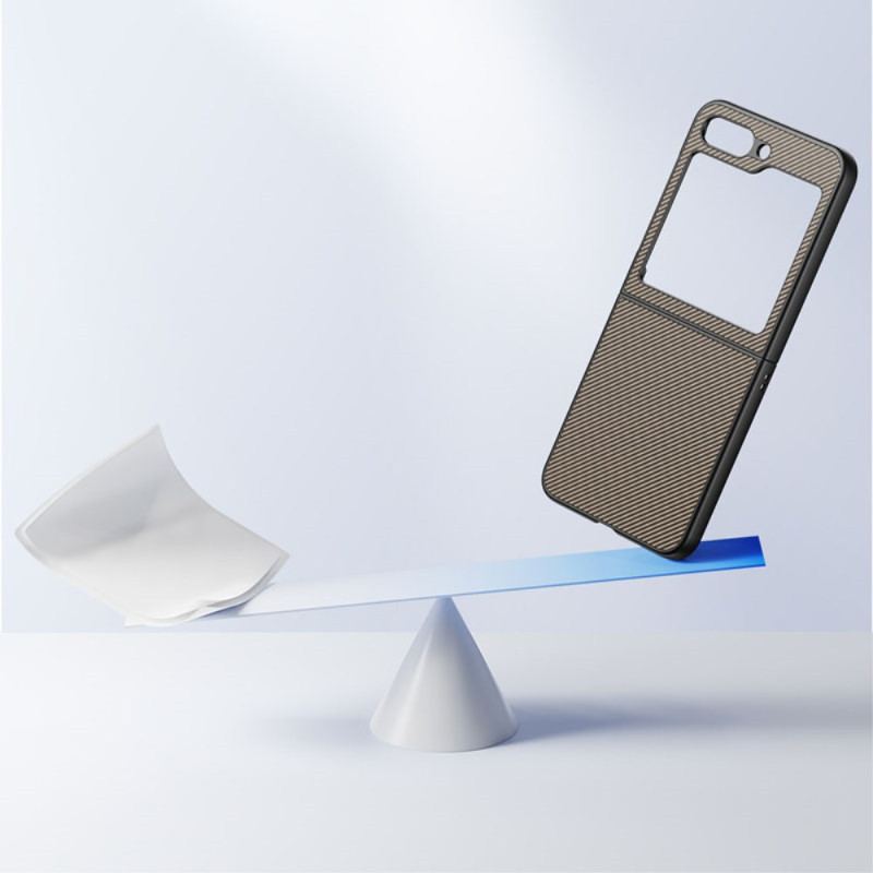 Coque pour Samsung Galaxy Z Flip 7 FE / Z Flip 6 Finition Fibre Carbone